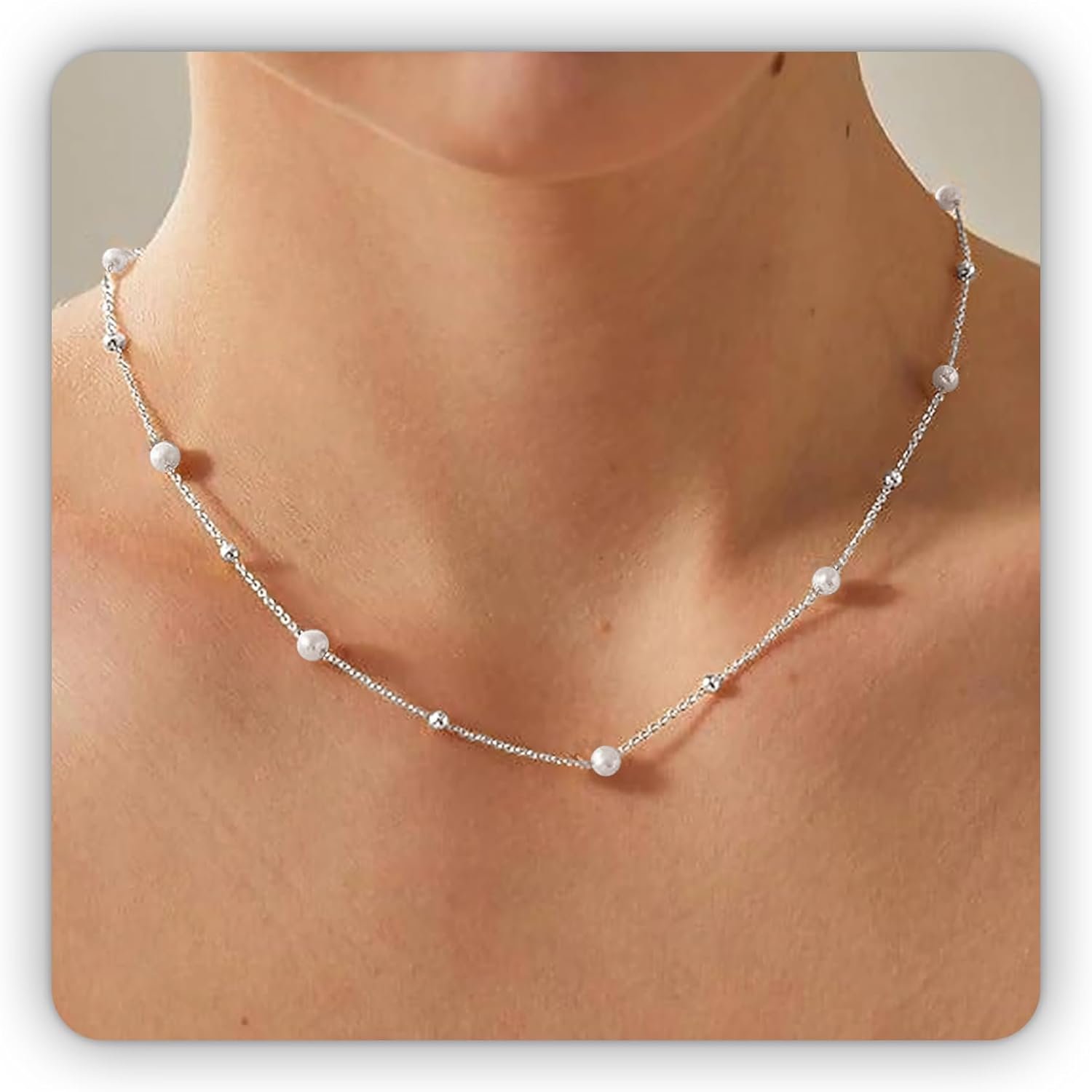 Pearl Necklaces for Women, Daisy Pearl Choker as Y Shaped Pearls Jewelry Gold Heart Necklace for Christmas Teen Gifts Trendy Stuff Birthday Gifts White Baroque Necklace as Wedding Jewelry