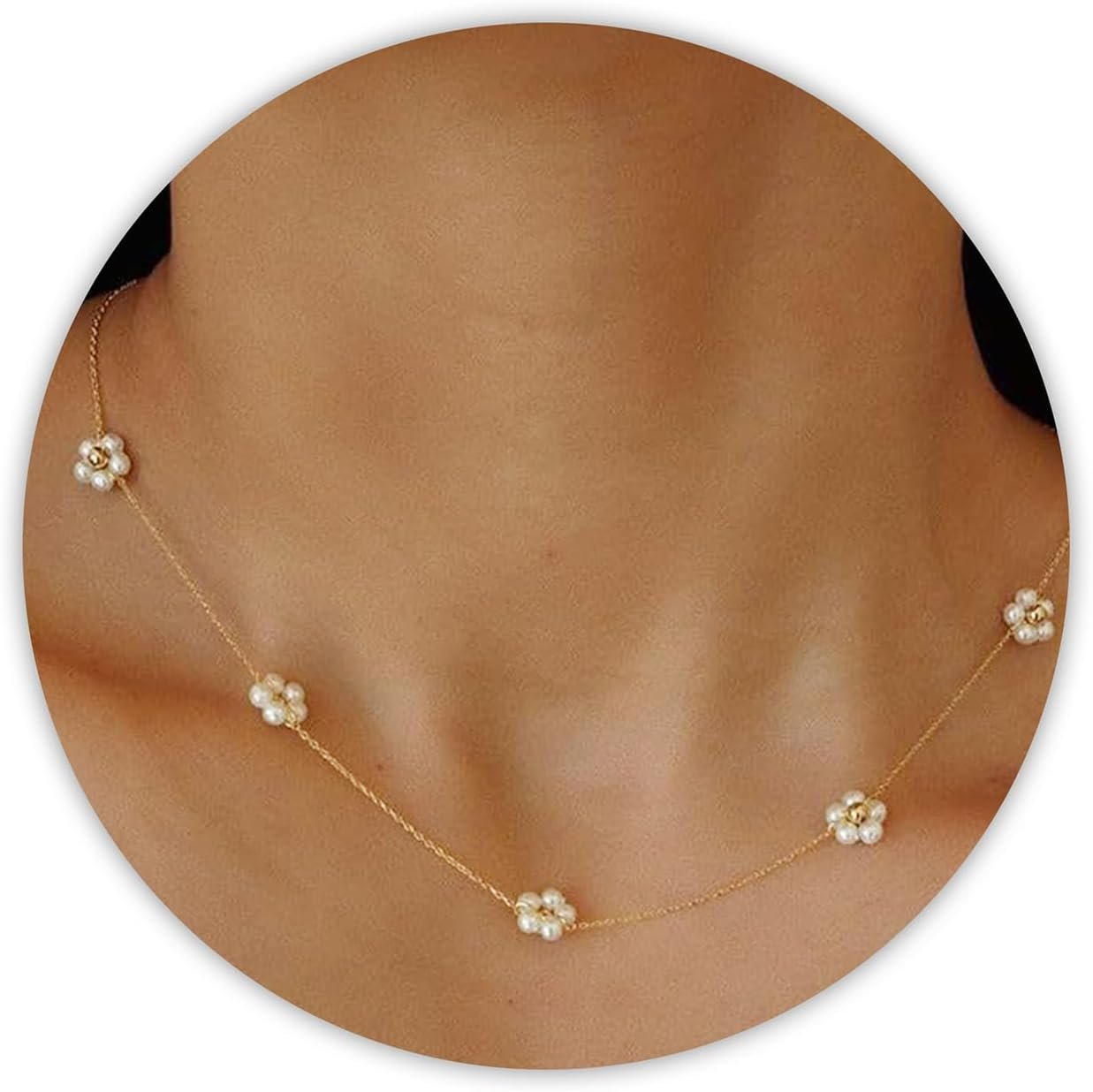 Pearl Necklaces for Women, Daisy Pearl Choker as Y Shaped Pearls Jewelry Gold Heart Necklace for Christmas Teen Gifts Trendy Stuff Birthday Gifts White Baroque Necklace as Wedding Jewelry