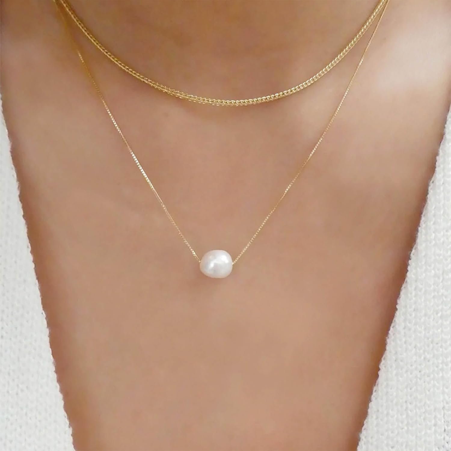 Boho Layered Pearl Pendant Necklace Simple Pearl Clavicle Chain Necklace Gold Pearl Choker Necklace for Women and Girls Gifts - Image 2