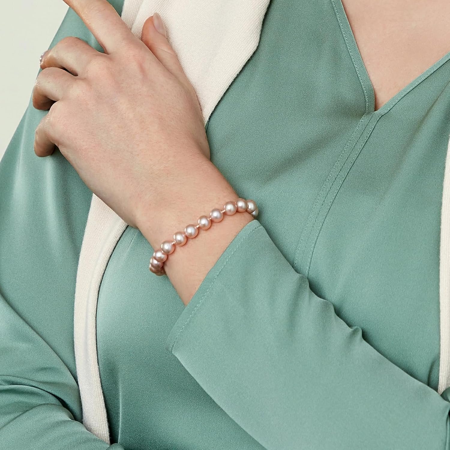 The Sterling Silver 7-8mm AAA Quality Round Pink Freshwater Cultured Pearl Bracelet for Women - Image 2